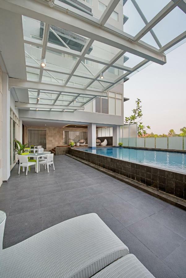 โรงแรมวิซ ไพร์ม ปาจาจารัน โบกอร์ ภายนอก รูปภาพ